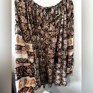 NWT Billabong super flowy boho dress